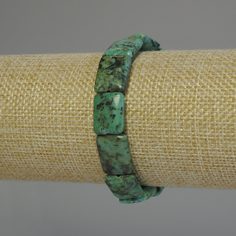 Bransoletka z afrykańskiego turkusu — prostokątne koraliki, średnica 16×12 mm, długość 18 cm ±, elastyczny sznurek
