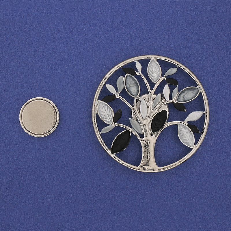 Broszka na magnesie Drzewo emalia srebrzysty metal 50 mm+