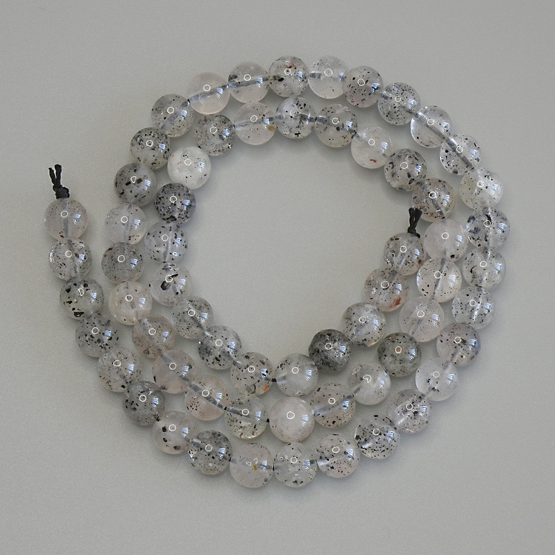 Koraliki z kwarcu herkimerowego – gładkie kuleczki 6 mm, długość 39 cm