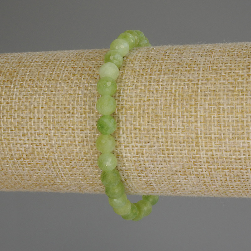 Bransoletka z chryzolitu oliwin, fasetowana kulka, średnica 6 mm, długość 18 cm (rozciągliwa)