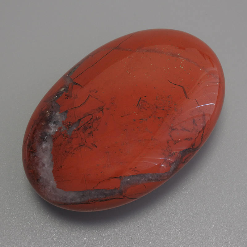 Pamiątka z naturalnego kamienia Czerwona Jaspis owal 60×40×20 mm+