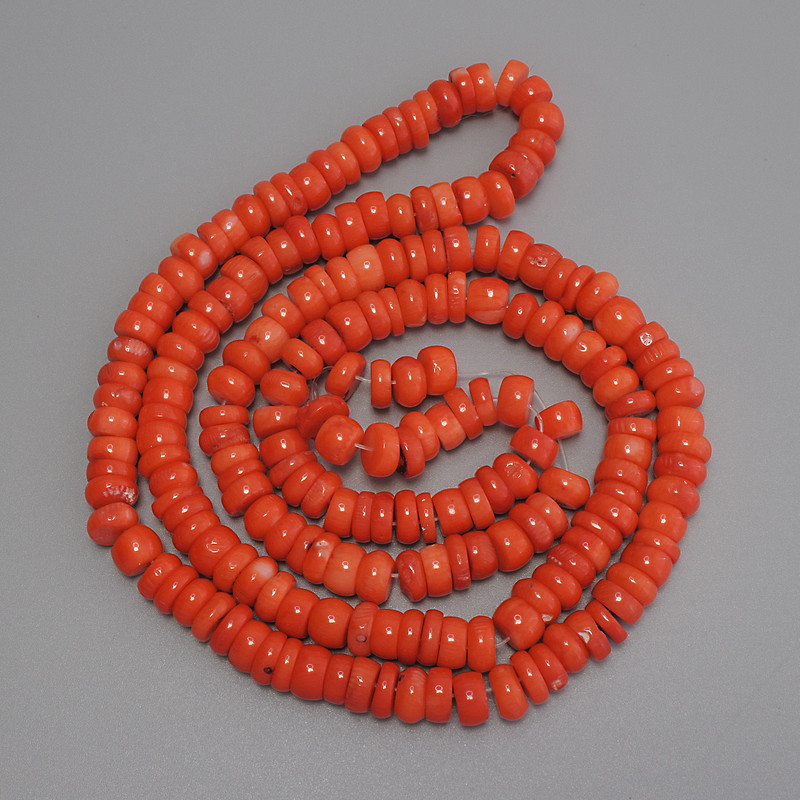 Koralowe koraliki rondelowe, średnica 9×4–4,5 mm, długość 80 cm +/- na nitce