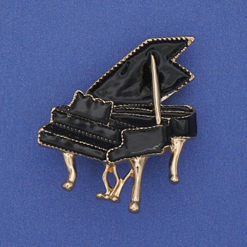 Broszka Fortepian czarna emalia złocisty metal 36×30 mm+
