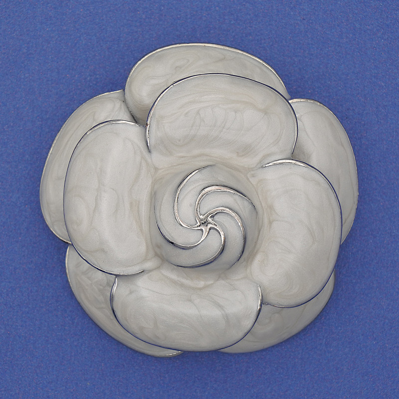 Broszka Kwiat – emalia srebrzysta, 45 mm