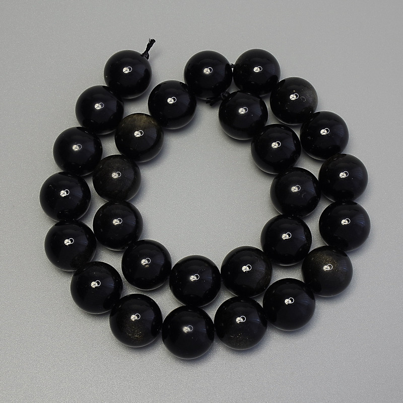 Koraliki obsydianu słonecznego, gładkie kuleczki, średnica 14 mm ±, na nici, długość ok. 37 cm