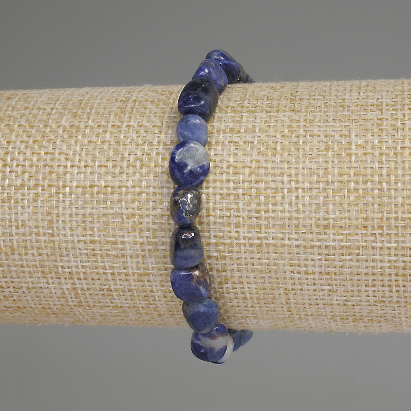 Bransoletka z sodalitu fasetowana, średnica 7–11×7–8 mm, długość 18 cm, elastyczna