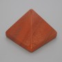 Piramida suvenir z naturalnego kamienia – czerwony jaspis, długość 38×38 mm, szerokość 33 mm