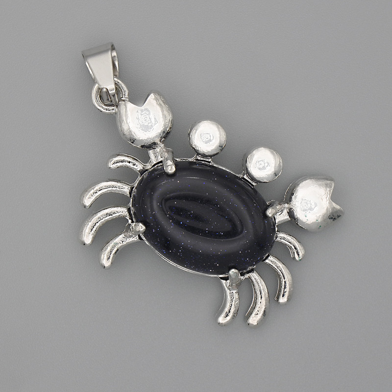 Wisiorek Krab z awenturytu „Noc Kairu” 40×22 mm, metal srebrzysty