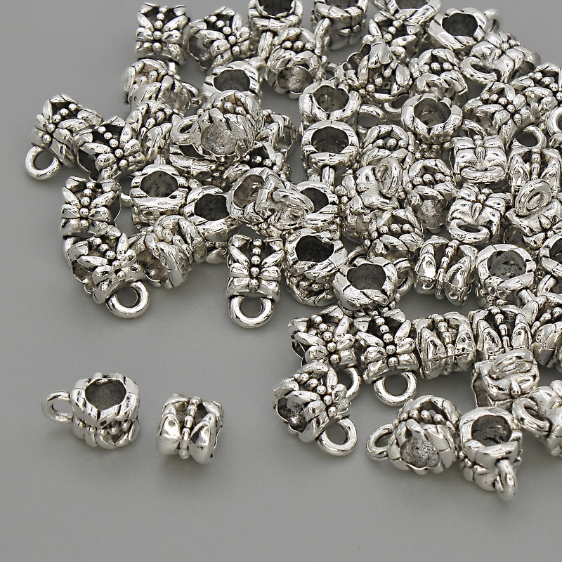 Bajl – kolor metalu srebrzysty, wymiary 4,5×7,5 mm, otwór ~3 mm, opakowanie 20 g (~60 szt.)