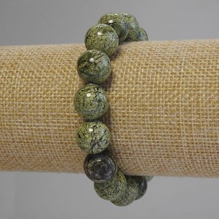 Bransoletka z serpentyny naturalnej, gładkie kuleczki, średnica 15 mm, długość 18 cm, elastyczna