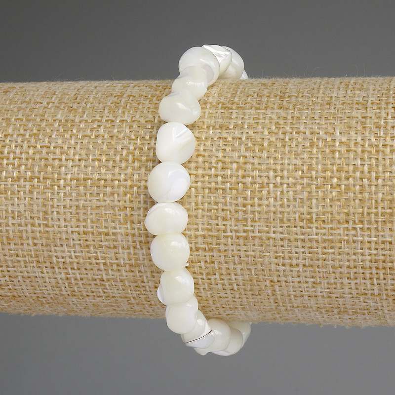 Bransoletka z perłowej kulki, średnica 8×8 mm, długość 18 cm, elastyczna