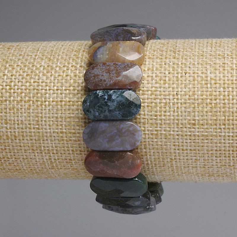 Bransoletka z fasetowanego jaspisu, zaokrąglone ogniwa, średnica 20×10 mm, długość 18 cm, elastyczna