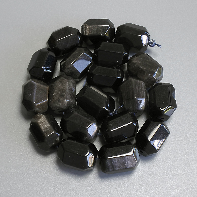 Koraliki z obsydianu srebrzystego, wielokątne, średnica 20×14 mm ± na nitce, długość 38 cm+