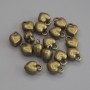Wisiorek-serce w kolorze brązu, średnica 9×7 mm, opakowanie 18 szt.