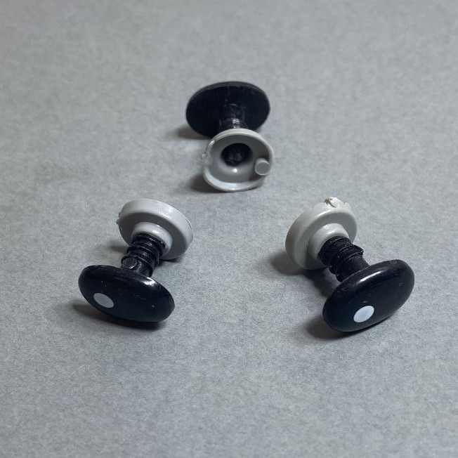 Oczka do zabawek czarne owalne 13x10 mm, opakowanie 50 par