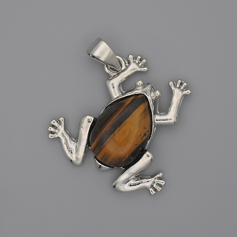 Wisiorek «Żaba» z tygrysiego oka 29×28 mm ±, długość 37 mm+