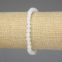 Bransoleta z białego agatu mroźnego – gładkie kuleczki 6 mm +/-, długość 18 cm +/- elastyczna