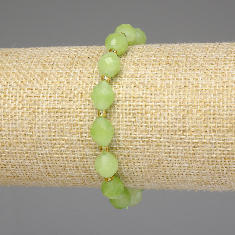 Bransoletka z chryzolitu i oliwinem, fasetowane koraliki 9×8 mm ±, koraliki 3 mm ±, długość 18 cm ±, elastyczna