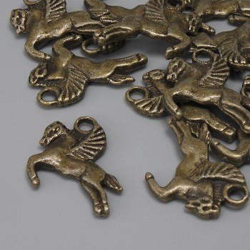 Wisiorek Pegaz, kolor metalu brązowy, średnica 16×17 mm, otwór 2,4 mm, opakowanie 12 szt.