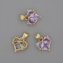 Wisiorek w kształcie serca z jasnofioletowymi kryształami 12×12 mm, długość około 17 mm, złoty metal