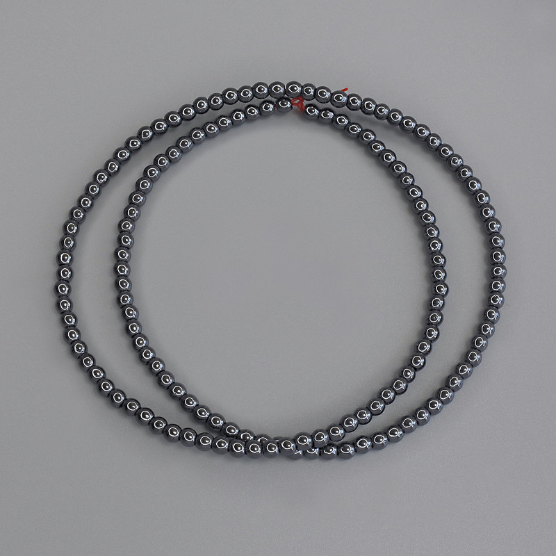 Koraliki hematytu w kuleczkach o średnicy 3 mm +/- na żyłce, długość 40 cm +/-