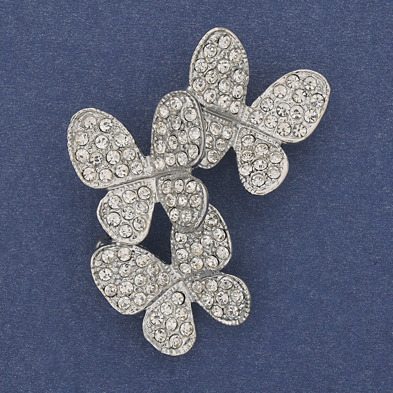 Broszka-wisiorek Motyle, białe kryształy, metal srebrzysty, 44×33 mm