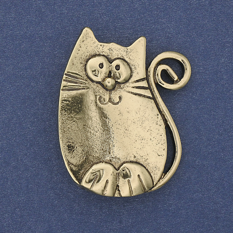 Broszka-wisiorek Kotka – metal złoty, 37×29 mm+