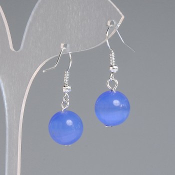 Kolczyki niebieskie z kocim okiem, gładka kulka, średnica 12 mm, długość 30 mm, metal srebrzysty