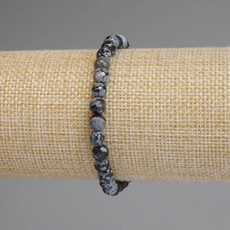 Bransoletka ze śnieżnego obsydianu fasetowana o średnicy 6 mm, długość 18 cm, elastyczna