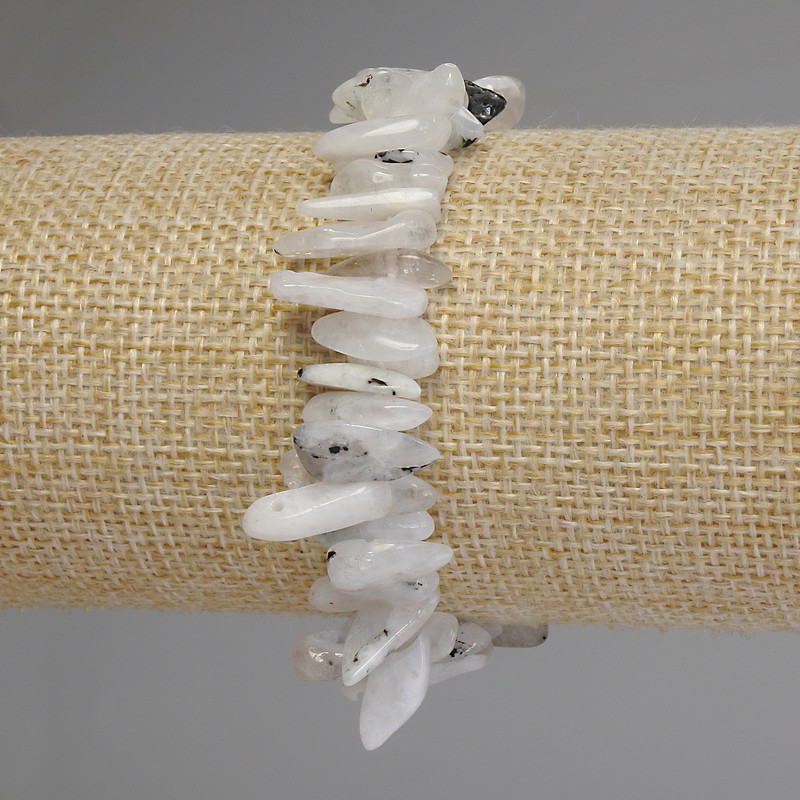 Bransoletka z adularu – drobne igiełki, średnica 12–18×2–5 mm, długość 18 cm, elastyczna