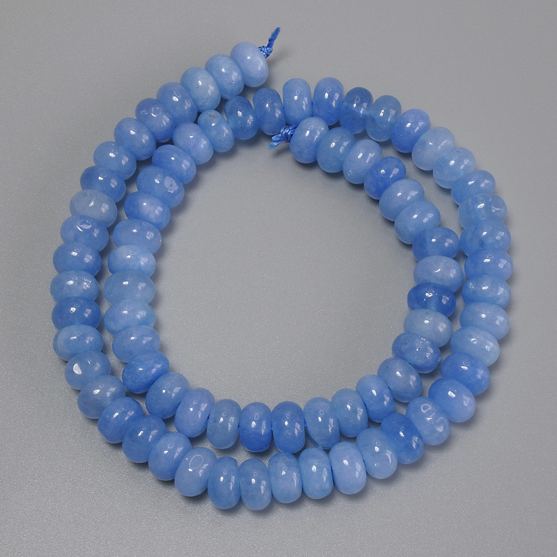 Koraliki z akwamarynu w kształcie rondla, średnica około 8×5 mm, długość około 38 cm, na nici