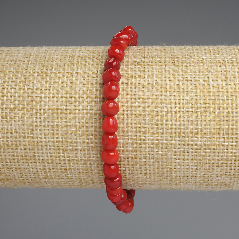 Bransoletka z koralu fasetowanego, średnica 5–6 mm, 5×5 mm, długość 18 cm, elastyczna