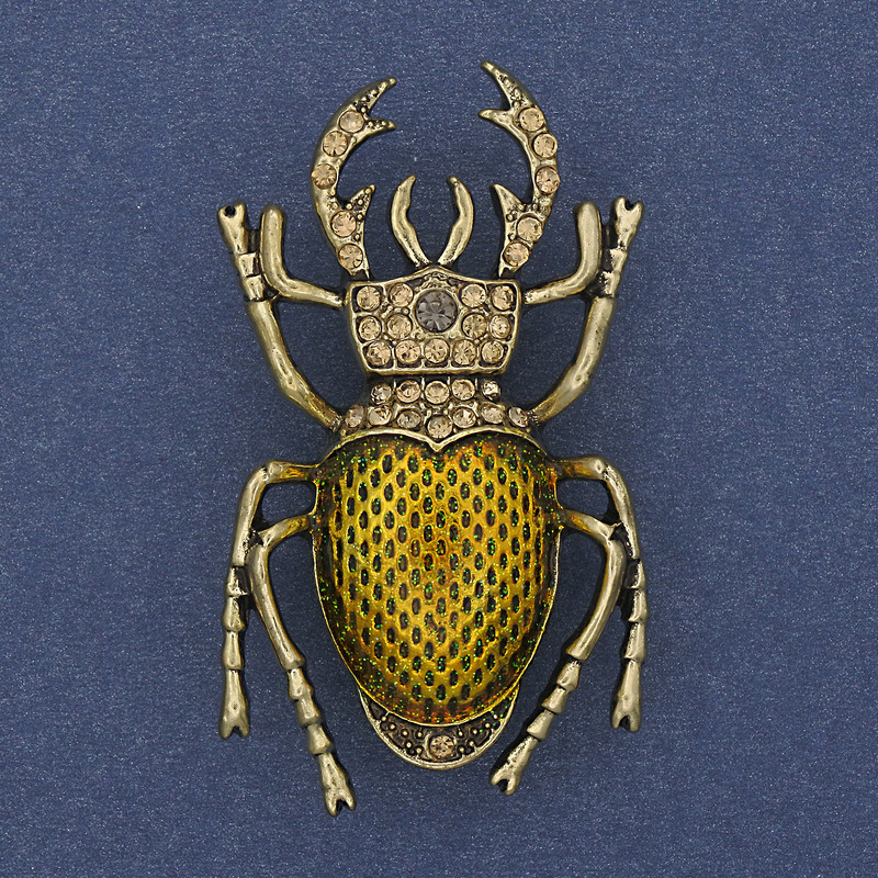 Broszka Żuk Skarabeusz żółta emalia żółte kryształy złocisty metal 27×46 mm+