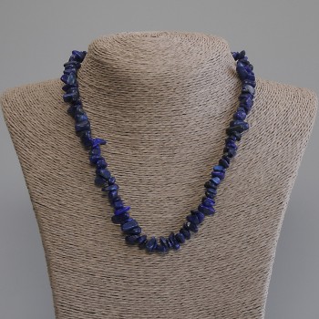 Naszyjnik z lazurytu – drobinki, średnica 6-13×2-7 mm ±, długość 50 cm ± z zapięciem
