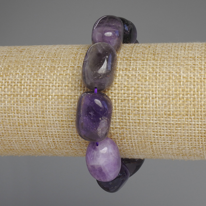Bransoletka z ametystu fasetowana, średnica 20×14 mm, długość 18 cm, elastyczna, z naturalnymi niedoskonałościami