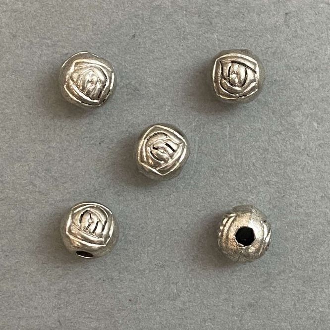 Koralik-wstawka jubilerska, średnica 6 mm, opakowanie 22 szt., ± otwór 2 mm, kolor metalu srebrny
