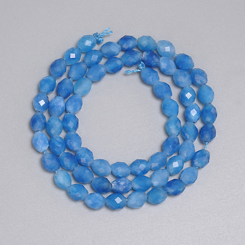 Koraliki z akwamarynu fasetowane ziarenka 8×5 mm, długość 37 cm, na nici