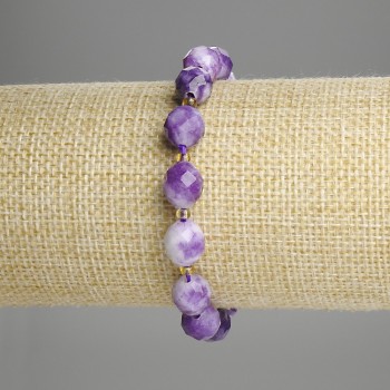 Bransoletka z sugilitą, fasetowane ziarenko, średnica 9,5×8,5 mm, koraliki 3 mm, długość 18 cm, elastyczna