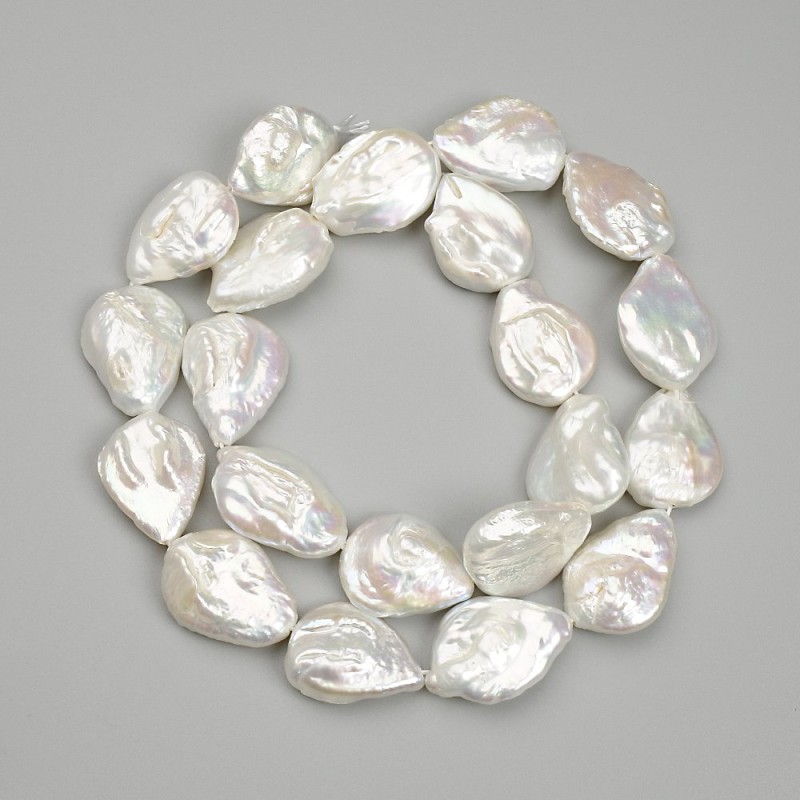Koraliki barokowe z odcieniem „benzyna”, średnica 19-21×14-14 mm, 5 mm ±, długość 39 cm ±