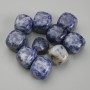Naturalny kamień sodalit – fasetowane bryłki bez otworu 17-20×17-18 mm ± (za 100 g ±)