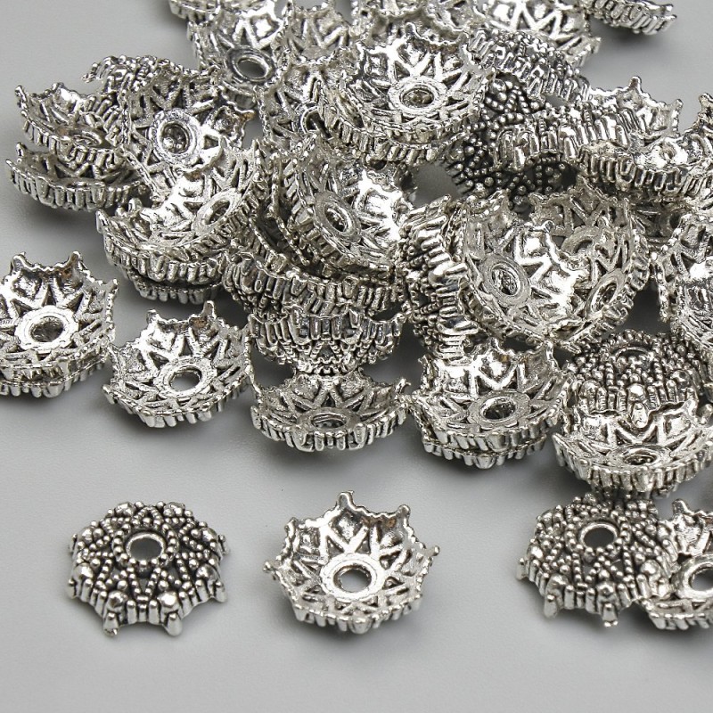 Czapeczka do koralika, średnica 9,5 mm, otwór 2,5 mm, srebrny kolor metalu, op. 20 g (~60 szt.)