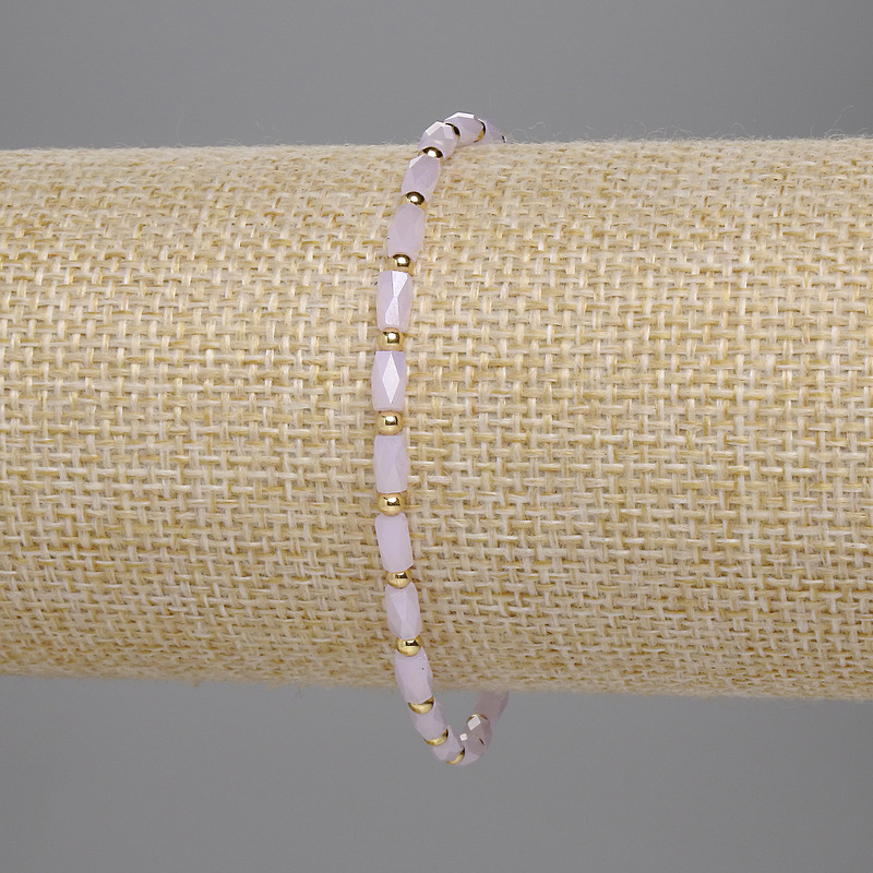 Bransoletka z różowego czeskiego kryształu, fasetowane cylindry 5×3 mm ±, kuleczka 2 mm ±, długość 18 cm, na elastycznej gumce