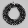 Wyprzedaż! Koraliki z czarnego turmalinu, fasetowane sześciany, średnica 4×4 mm ± na nitce, długość 39 cm+