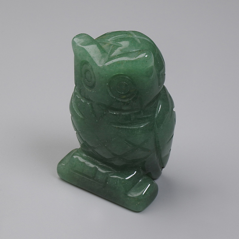 Statuetka pamiątkowa „Sowa” z nefrytu 52×33×25 mm+