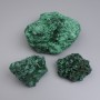 Minerał malachit pamiątkowy z włóknisto-promienistą strukturą o wymiarach 85×65×50 mm (różne rozmiary) (Cena za 100 g)