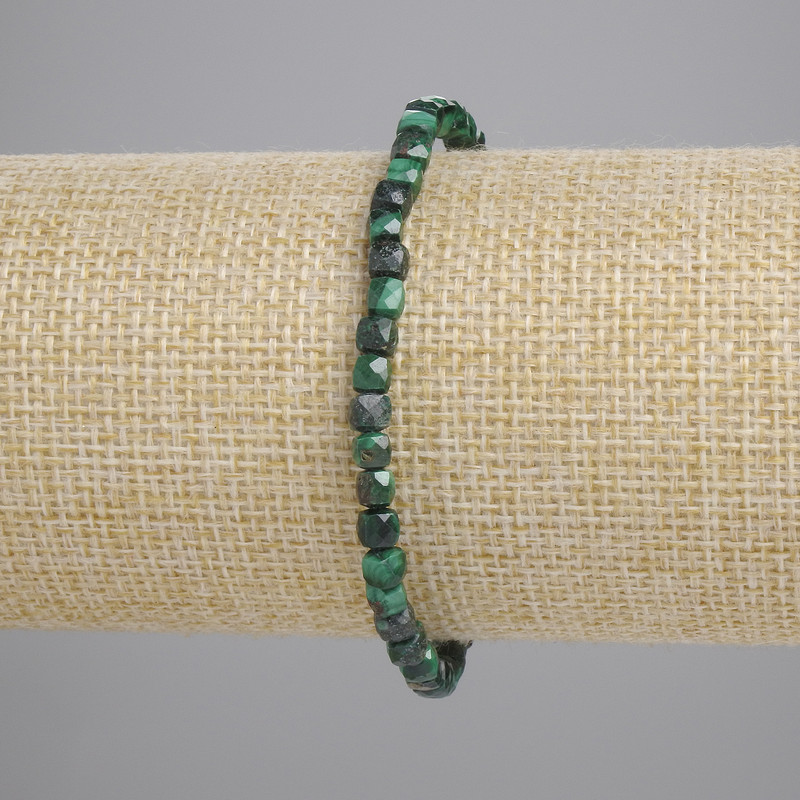 Bransoletka z malachitu fasetowany kubik 3,5×3,5 mm, długość 18 cm, elastyczna