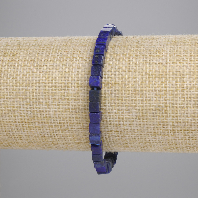 Bransoletka z lazurytu w kształcie sześcianów, 4,5×4,5 mm, elastyczna, długość 18 cm ±