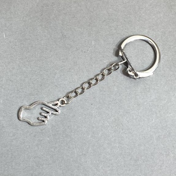 Brelok z pierścieniem 22 mm, długość 8 cm
