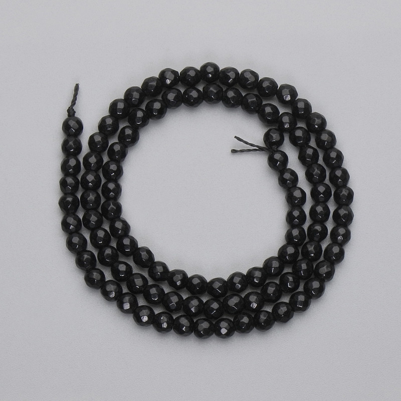 Koraliki fasetowane z agatu, kuleczka o średnicy 4 mm ±, na nici, długość 38 cm ±
