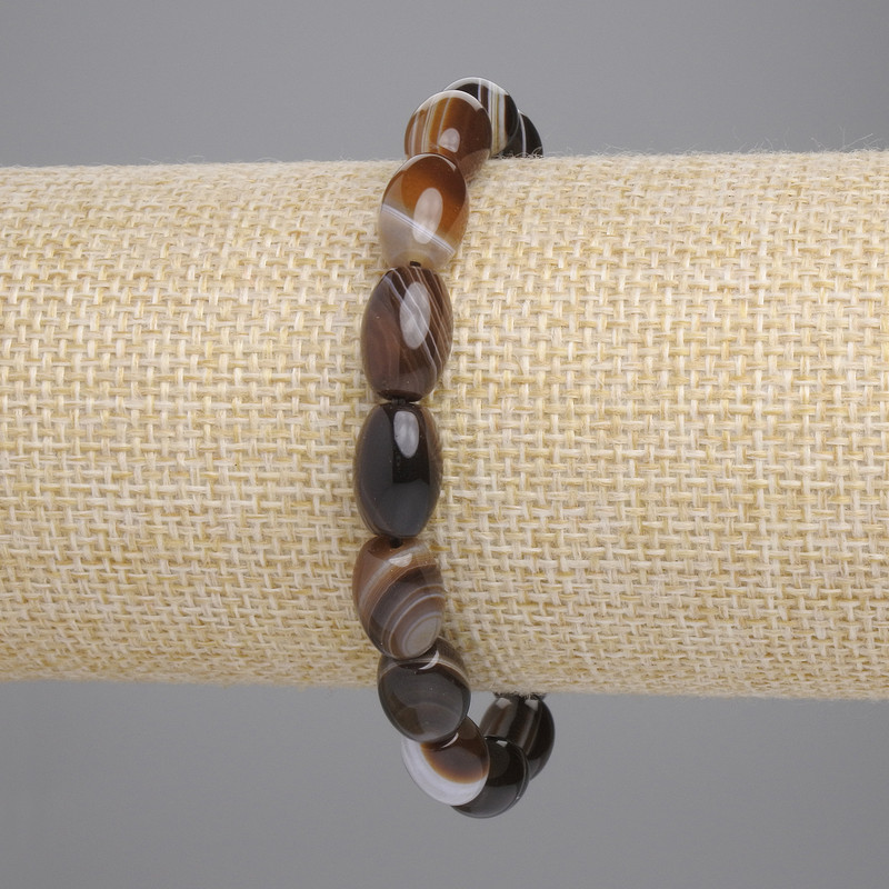Bransoletka z agatu w formie baryłki, średnica 12 × 8 mm, długość 18 cm, na elastycznej gumce